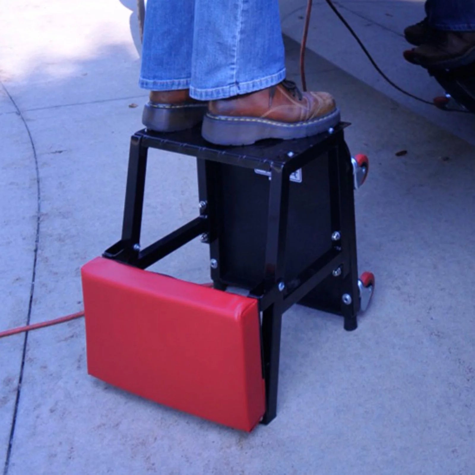Omega Environmental Technologies C2800 Pro Lift 300 Lb. Cap